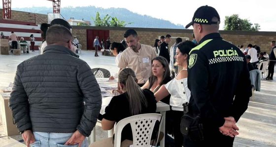 Gobernador de Cundinamarca y altos mandos militares y policiales en Consejo Extraordinario de Seguridad en Viotá.