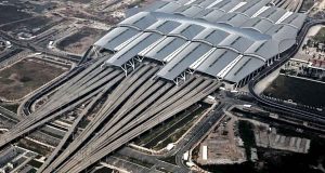 Firma de convenio entre Cundinamarca y el Metro de Guangzhou para la operación del RegioTram de Occidente.