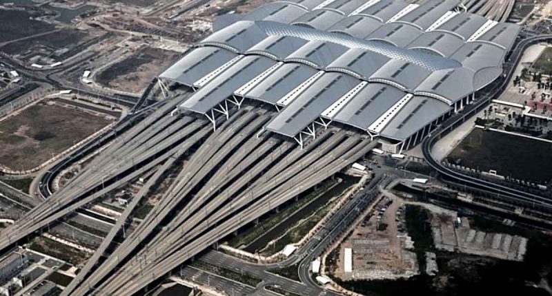 Firma de convenio entre Cundinamarca y el Metro de Guangzhou para la operación del RegioTram de Occidente.