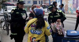 Autoridades de Soacha realizando operativos de prevención en los entornos de instituciones educativas.