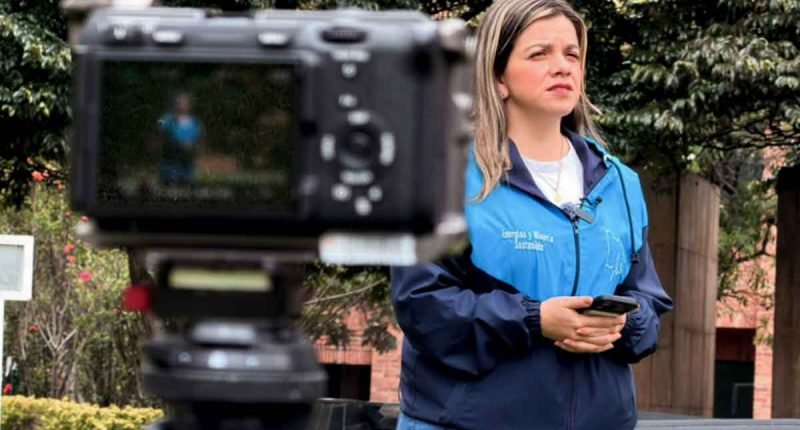 Sandra Milena Fonseca, secretaria de Energías y Minería Sostenible, durante entrevista internacional.