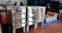 Entrega de maquinaria e insumos productivos a asociaciones campesinas en Cundinamarca.