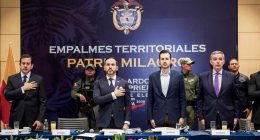 Reunión del gobernador de Cundinamarca y los alcaldes municipales con el presidente electo Abelardo De La Espriella y su gabinete.
