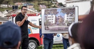 Render y maqueta del proyecto del nuevo Hospital Regional El Salvador en Ubaté, Cundinamarca.