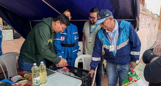 Plazoleta de La Paz de la Gobernación de Cundinamarca dispuesta como punto de acopio para ayudas humanitarias tras el sismo.