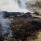 Cuerpos de bomberos y organismos de socorro realizando labores de extinción en una zona afectada por incendio forestal en Cundinamarca.