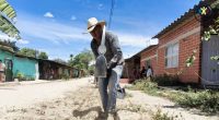 Jornadas comunitarias de limpieza de cunetas y sistemas de drenaje lideradas por la UAEGRD y las Juntas de Acción Comunal en Cundinamarca.