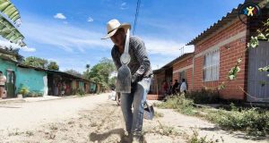 Jornadas comunitarias de limpieza de cunetas y sistemas de drenaje lideradas por la UAEGRD y las Juntas de Acción Comunal en Cundinamarca.