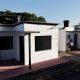 Obras de reconstrucción y maquinaria trabajando en la zona afectada de Paratebueno, Cundinamarca.