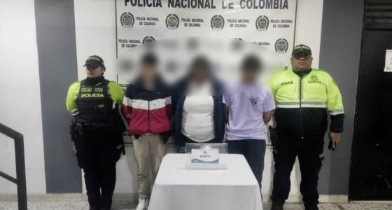 Procedimiento de captura y recuperación de vehículo adelantado por la Policía Metropolitana de Soacha.