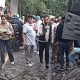 Equipos de emergencia atendiendo siniestro vial entre bus y automóvil en la vía Soacha - Mesitas del Colegio.