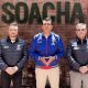 Agentes de tránsito y personal operativo regulando el tráfico en Soacha.