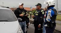 Unidades de la Policía Metropolitana de Soacha realizando patrullajes de prevención y control vial durante la semana de receso.